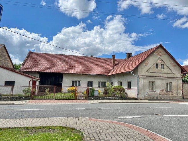 Insolvenční prodej RD 4+1 se zahradou v obci Očelice